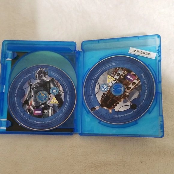Doctor Who The Complete Second Series Blu-ray Disc 2016 3-Disc Set Nice! - Picture 4 of 5